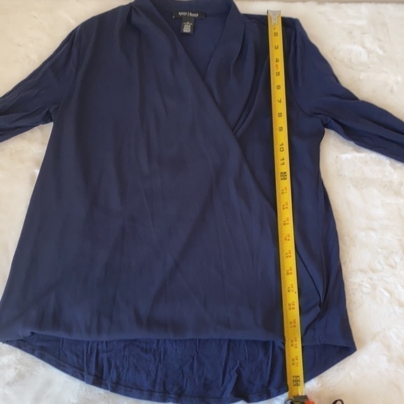 White House Black Market Navy Drape-Front Long Sleeve Blouse Size Medium - Picture 9 of 10